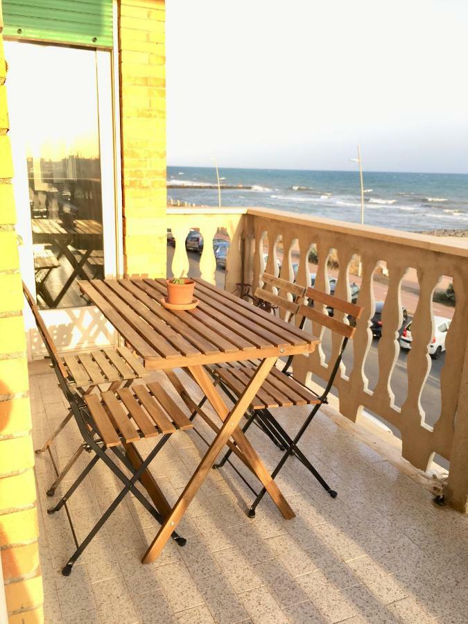 Casa Al Mare Apartment ลิโด ดิ ออสเตีย ภายนอก รูปภาพ