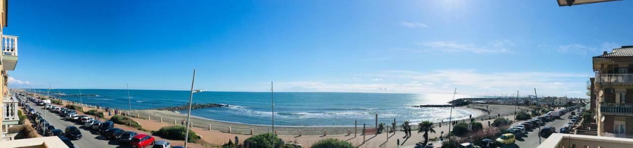Casa Al Mare Apartment ลิโด ดิ ออสเตีย ภายนอก รูปภาพ